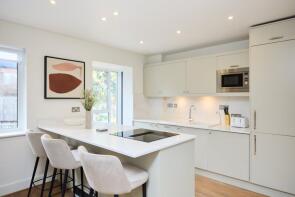 3, Graces Mews, London NW8 9AZ