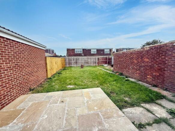 2 bed Semi-Detached Bungalow for sale Image 10