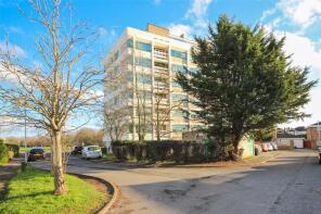 6, Heron Heights, Goldington Green, Bedford MK41 0AA