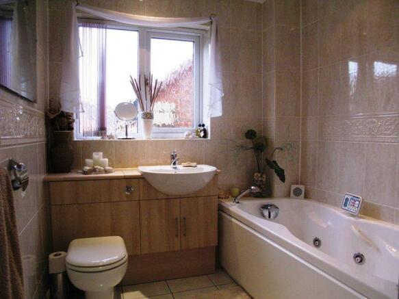 Photo 9