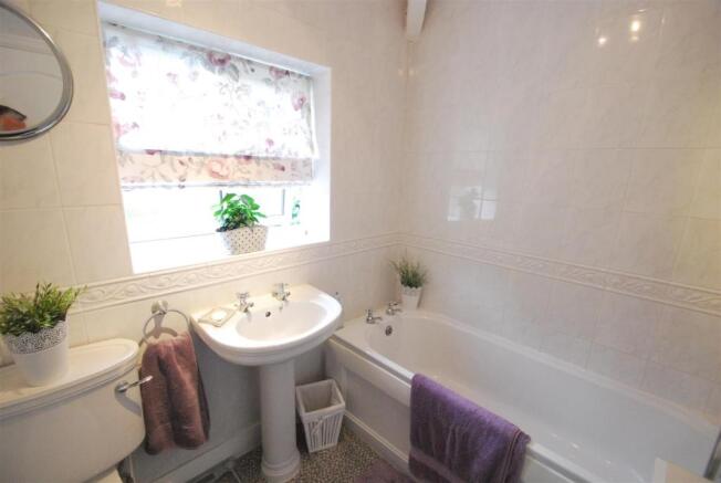 18 swireford bath.JPG