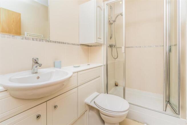 Shower Room.jpg