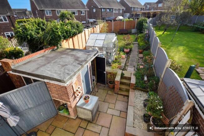 3 bed Terraced for sale Image 12