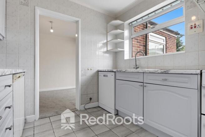 3 bed Semi-Detached for sale Image 9