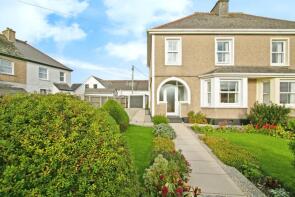 St Annes, Forth Coth, Carnon Downs TR3 6HH