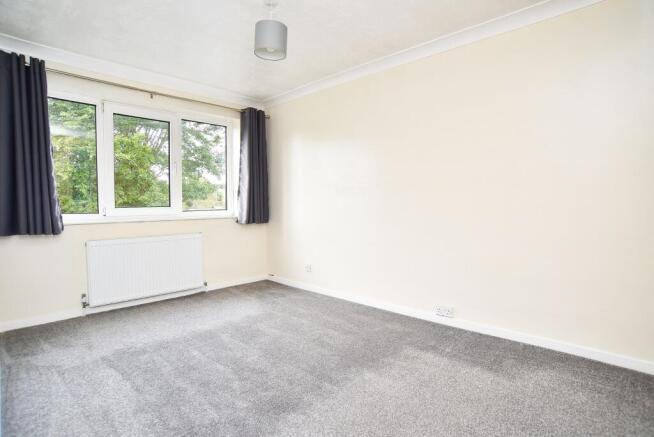 3 bed Detached for sale Image 11