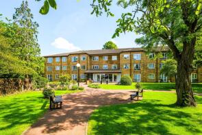 Flat 51, 57 Ennerdale Court, Cambridge Road, Wanstead, London E11 2UA