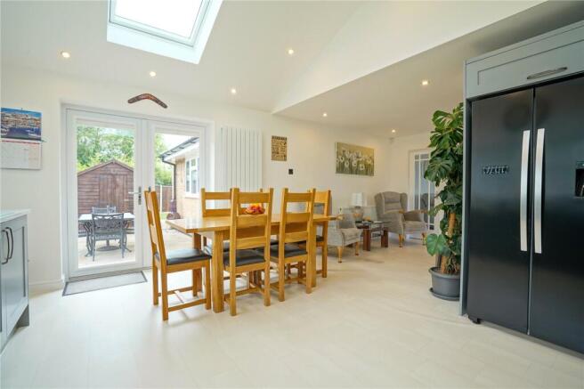 3 bed Bungalow for sale Image 6