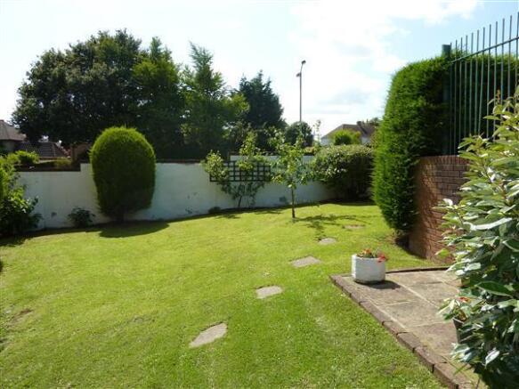 OUTSIDE - GARDEN