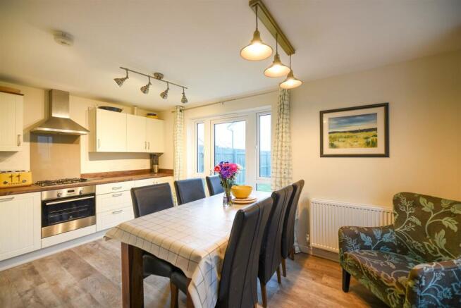kitchen1.jpg