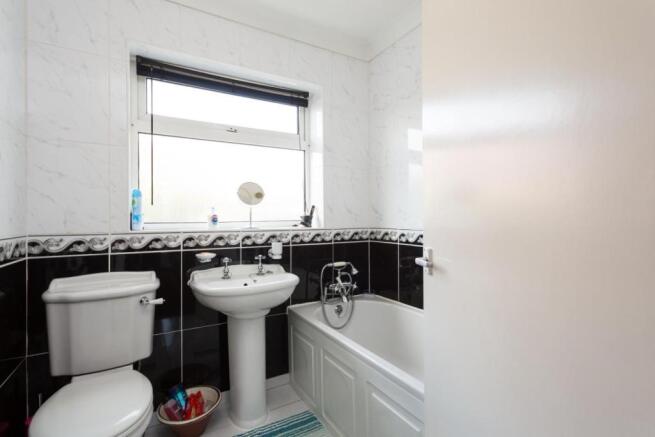 105 St Hilda's Street-10.jpg