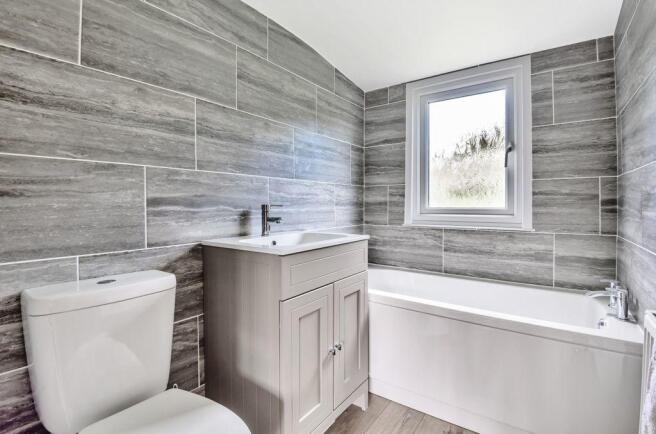 Bathroom (Bathroom)