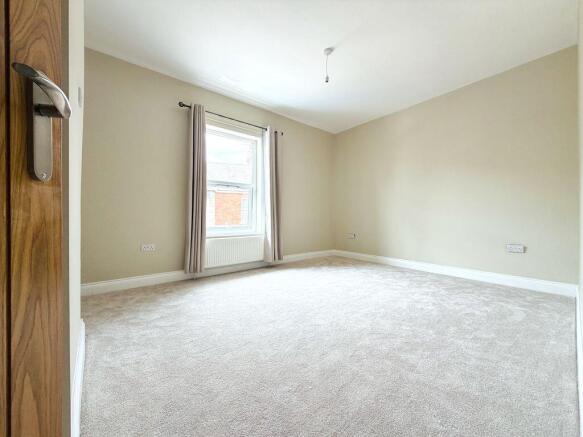 2 bed Terraced for sale Image 9