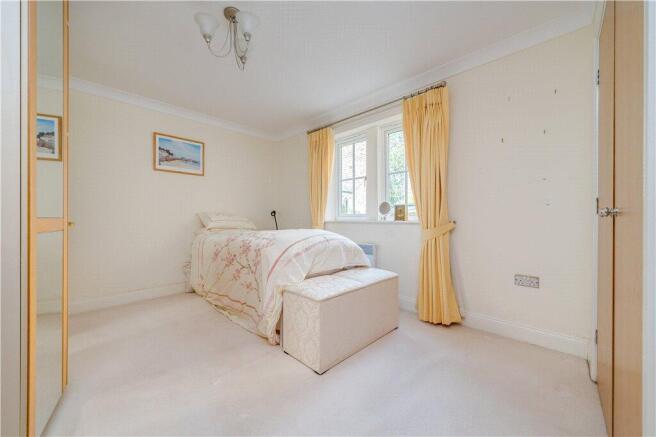 2 bed Apartment for sale Image 7