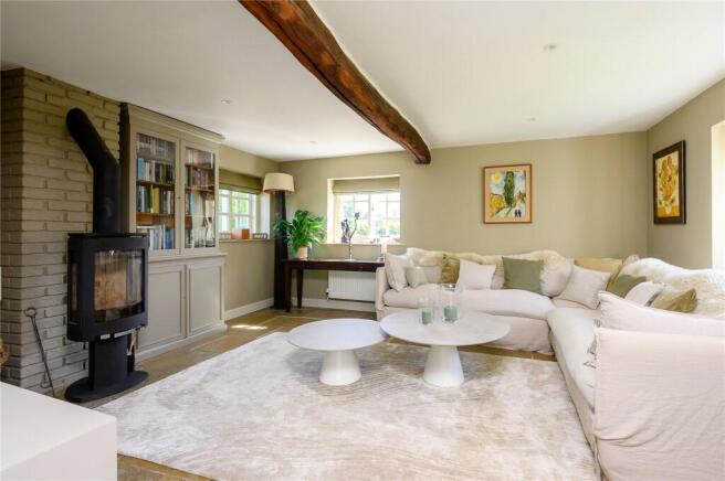5 bed Detached for sale Image 5