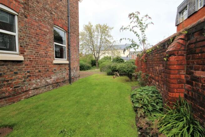 1 bed Apartment for sale Image 9