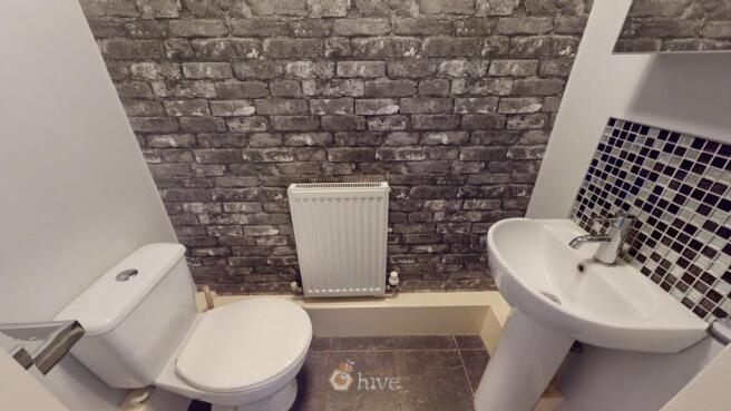 4 bed Semi-Detached for sale Image 10