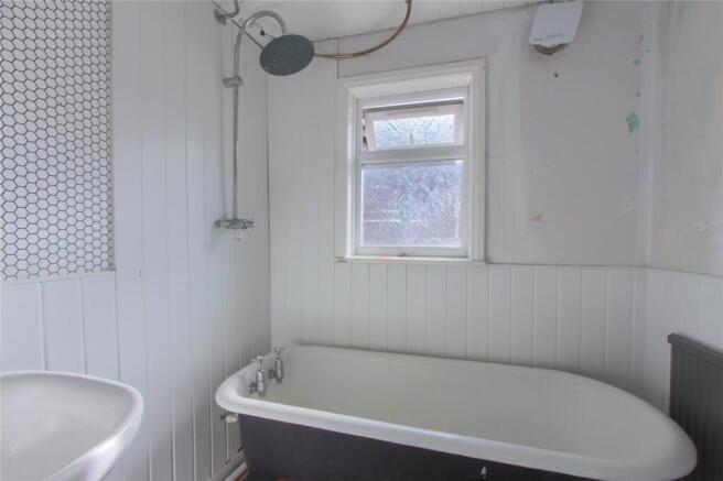 3 bed Terraced for sale Image 9