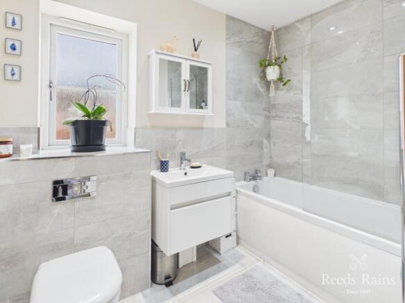 3 bed Semi-Detached for sale Image 5