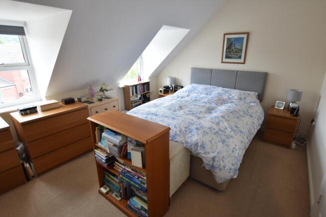 Photo 12