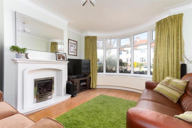 27 Barton Road-11.jpg