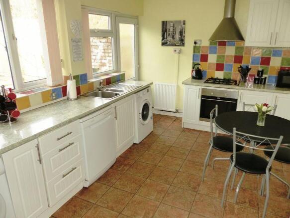 Kitchen 1
