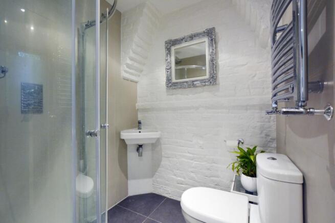 Guest Bedroom Suite