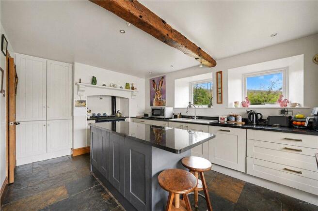 3 bed Terraced for sale Image 4