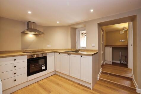 New Road, Calne