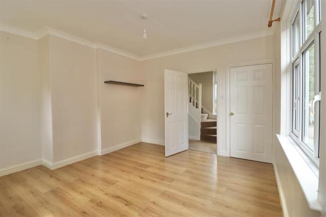 3 bed Semi-Detached for sale Image 5