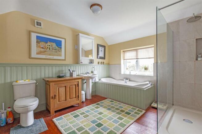 Bathroom-1.jpg