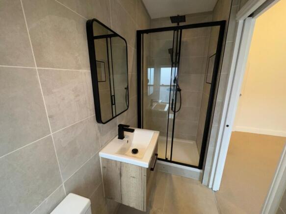 1 bed Apartment to rent Image 7