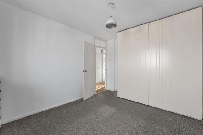 Miles Lodge, Colegrave Road, Stratford, London, E15 - Więcej