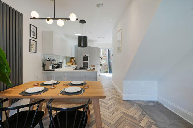 3 bed Terraced for sale Image 7