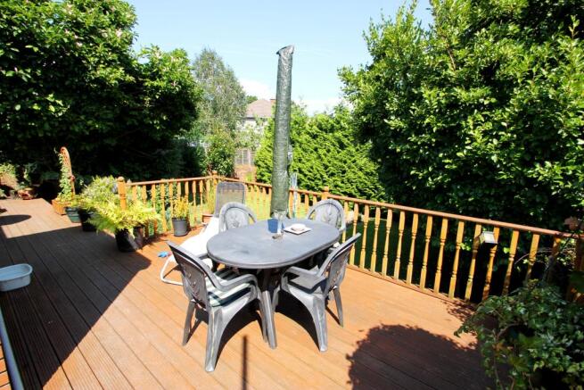 Al Fresco Dining