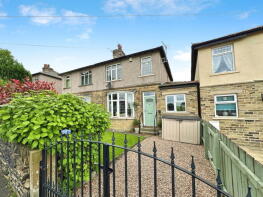 32, Crowtrees Lane, Brighouse HD6 3NE