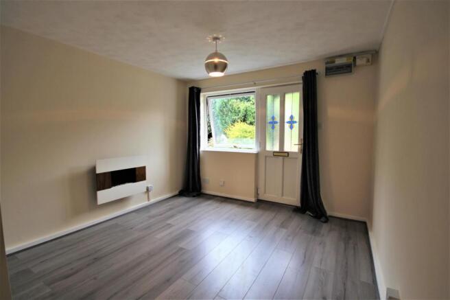 Living Room (2)