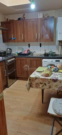 7 bed Block of Apartments for sale Image 11