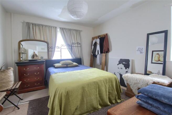 1 bed Flat for sale Image 6