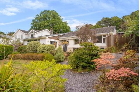 Upper Golf Links Road, Broadstone, BH18