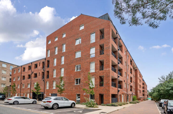 1326669-28-687646...