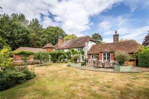 Sutton Green House, Foxes Path, Sutton Green, Guildford GU4 7QY