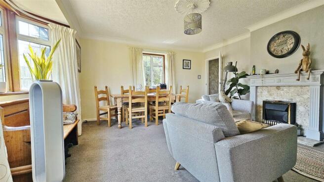 Dining/Family Room