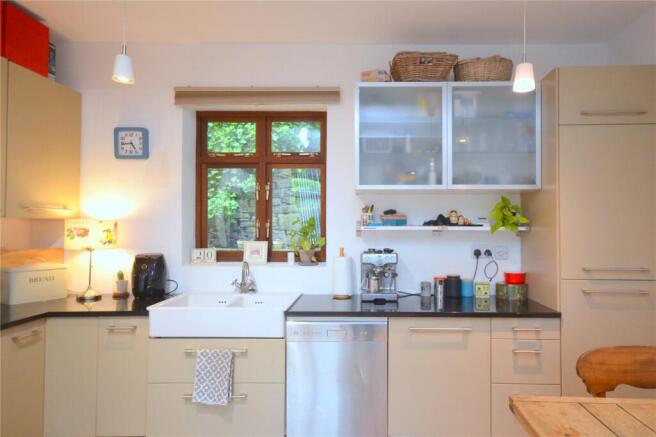 3 bed Detached for sale Image 6