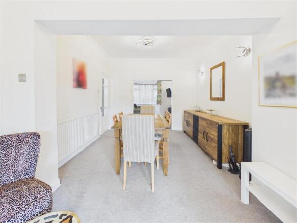 3 bed Semi-Detached for sale Image 9