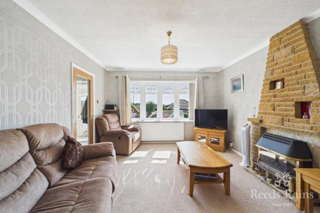 3 bed Semi-Detached for sale Image 9