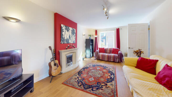 4 bed Detached for sale Image 5