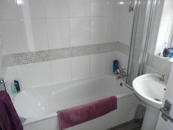 28a metz ave 002.jpg