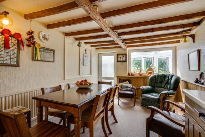 Kitchen diner
