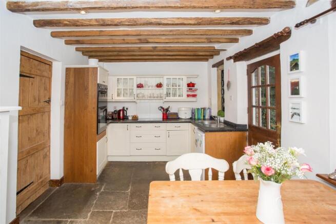 kitchen dining room 2.jpg